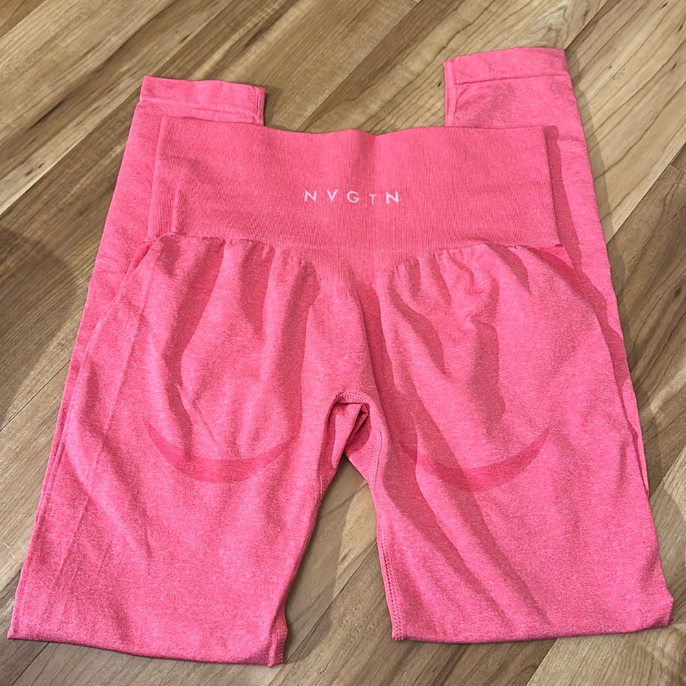 NVGTN medium leggings NWOT
